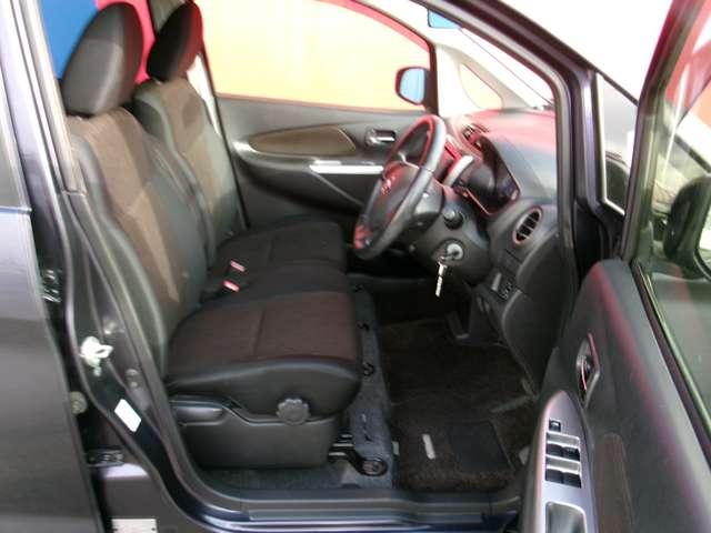 デイズ ６６０　ハイウェイスターＪ　ＴＶナビ　運転席エアバッグ　ワンセグ　ＡＵＴＯエアコン　キーレス　メモリーナビ　イモビライザー　アルミ　ＰＷ　ＡＢＳ　パワステ　記録簿　助手席エアバッグ（8枚目）