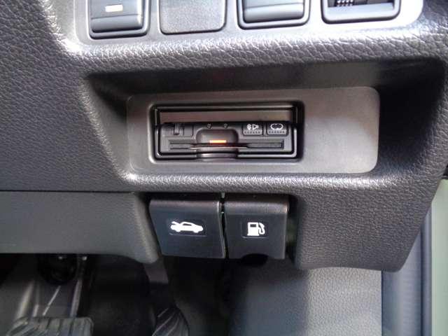 エクストレイル 2.0 20X エマージェンシーブレーキパッケージ 2列車 4WD(14枚目)