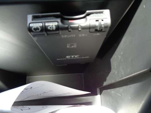 ノート 1.2 e-POWER X ブラックアロー(14枚目)