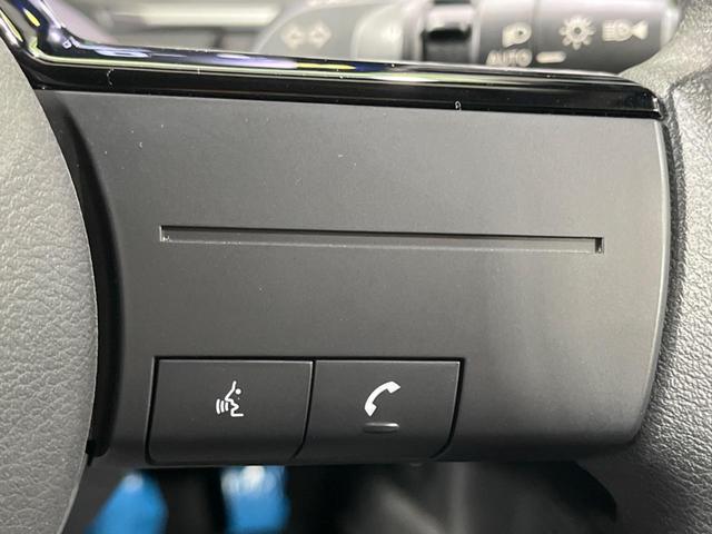 ノート Ｘ　禁煙車　インテリジェントエマージェンシーブレーキ　純正ナビ　バックカメラ　Ｂｌｕｅｔｏｏｔｈ再生　フルセグ　ＥＴＣ　ＬＥＤヘッドライト　ＬＥＤフォグランプ　クリアランスソナー　ステアリングスイッチ（25枚目）