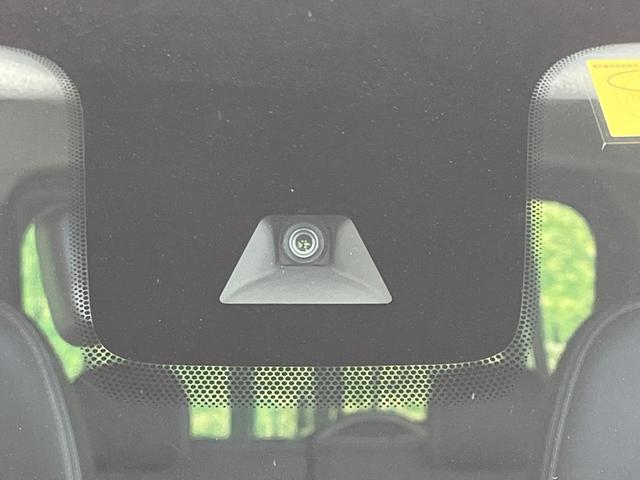 デリカミニ Ｔ　プレミアム　４ＷＤ　禁煙車　ターボ　ＡＬＰＩＮＥ９型ディスプレイ　両側電動スライド　衝突軽減装置　ハーフレザーシート　コーナーセンサー　スマートキー　ＬＥＤヘッド　ルーフレール　ビルトインＥＴＣ（5枚目）
