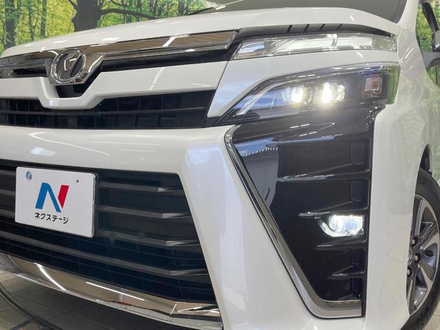 ヴォクシー ＺＳ　煌　禁煙車　後席モニター　純正１０型ナビ　バックカメラ　両側電動ドア　衝突軽減装置　ドラレコ　スマートキー　ＬＥＤヘッド　ＥＴＣ　クルコン　オートハイビーム　オートライト　デュアルエアコン（13枚目）