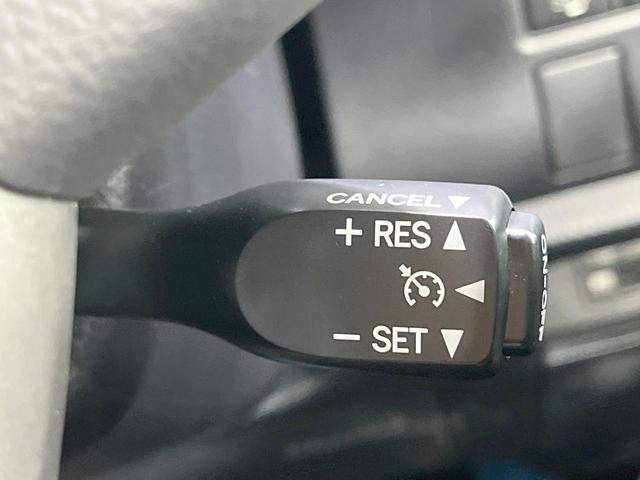 ヴォクシー ＺＳ　煌　禁煙車　後席モニター　純正１０型ナビ　バックカメラ　両側電動ドア　衝突軽減装置　ドラレコ　スマートキー　ＬＥＤヘッド　ＥＴＣ　クルコン　オートハイビーム　オートライト　デュアルエアコン（41枚目）