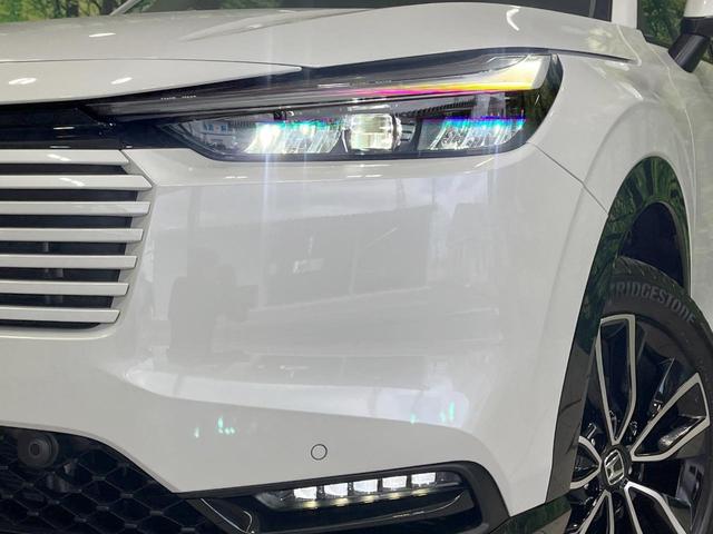 ヴェゼル ｅ：ＨＥＶ　Ｚ　登録済未使用車　ホンダコネクト９型ナビ　バックカメラ　衝突被害軽減　レーダークルーズ　レーンアシスト　電動リアゲート　コーナーセンサー　シートヒーター　ＬＥＤヘッド　オートハイビーム（13枚目）
