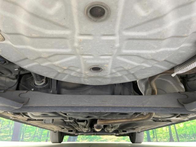 ノート Ｘ　エマージェンシーブレーキパッケージ　禁煙車　純正ナビ　全周囲カメラ　衝突軽減装置　コーナーセンサー　スマートキー　ＬＥＤヘッド　ビルトインＥＴＣ　Ｂｌｕｅｔｏｏｔｈ　ＣＤ　ＤＶＤ再生　フルセグ（19枚目）