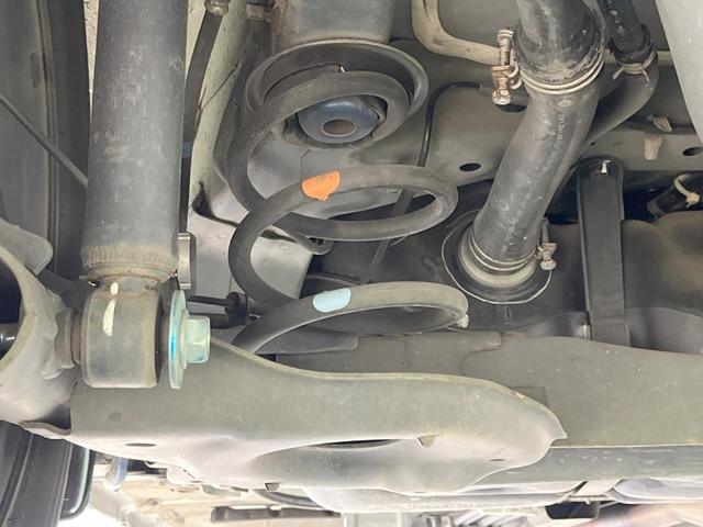 ノート Ｘ　エマージェンシーブレーキパッケージ　禁煙車　純正ナビ　全周囲カメラ　衝突軽減装置　コーナーセンサー　スマートキー　ＬＥＤヘッド　ビルトインＥＴＣ　Ｂｌｕｅｔｏｏｔｈ　ＣＤ　ＤＶＤ再生　フルセグ（21枚目）