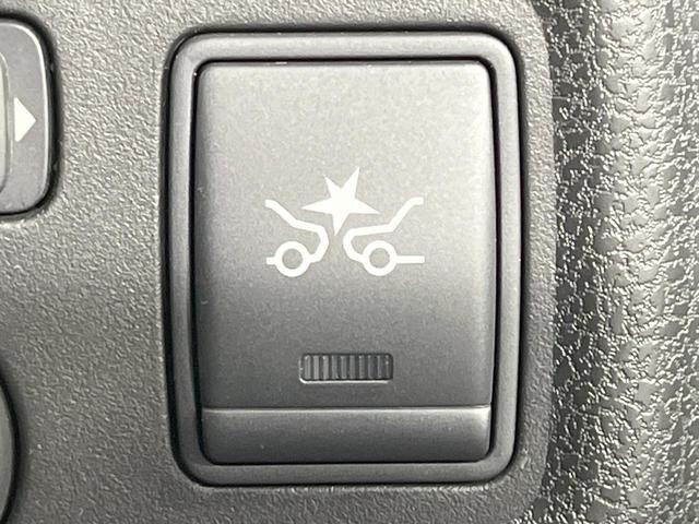 ノート Ｘ　エマージェンシーブレーキパッケージ　禁煙車　純正ナビ　全周囲カメラ　衝突軽減装置　コーナーセンサー　スマートキー　ＬＥＤヘッド　ビルトインＥＴＣ　Ｂｌｕｅｔｏｏｔｈ　ＣＤ　ＤＶＤ再生　フルセグ（33枚目）