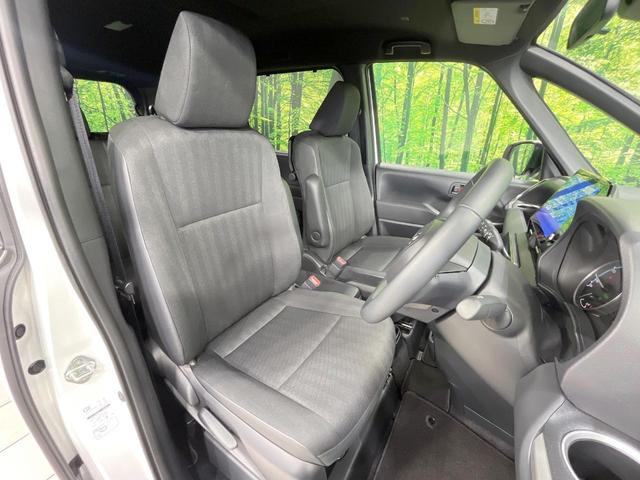 ヴォクシー ハイブリッドＳ－Ｇ　禁煙車　１０．５型ディスプレイオーディオ　両側電動スライドドア　バックカメラ　衝突軽減装置　レーダークルーズ　コーナーセンサー　スマートキー　ＬＥＤヘッド　ＥＴＣ２．０　オートハイビーム　車線逸脱警報（8枚目）