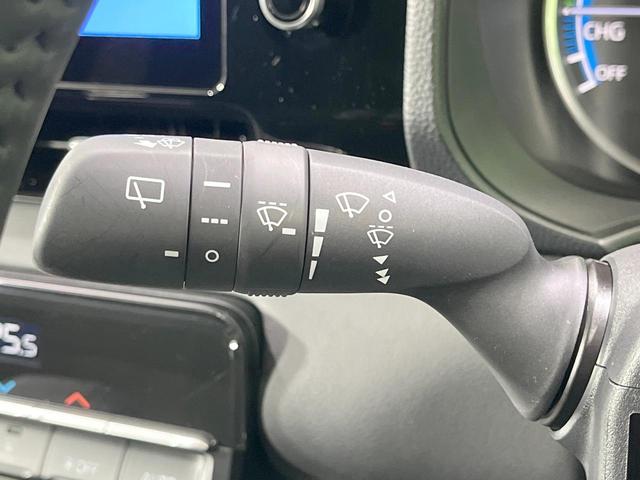 ヴォクシー ハイブリッドＳ－Ｇ　禁煙車　１０．５型ディスプレイオーディオ　両側電動スライドドア　バックカメラ　衝突軽減装置　レーダークルーズ　コーナーセンサー　スマートキー　ＬＥＤヘッド　ＥＴＣ２．０　オートハイビーム　車線逸脱警報（30枚目）