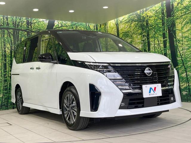 セレナ ｅ－パワー　ハイウェイスターＶ　登録済未使用車　純正１２．３型ナビ　両側電動スライドドア　プロパイロット　全周囲カメラ　衝突軽減装置　コーナーセンサー　スマートキー　ＬＥＤヘッド　ＥＴＣ２．０　オートハイビーム　オートライト（16枚目）