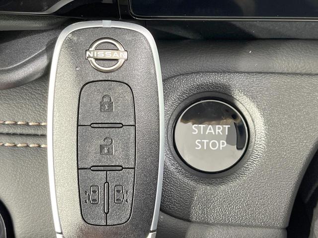 セレナ ｅ－パワー　ハイウェイスターＶ　登録済未使用車　純正１２．３型ナビ　両側電動スライドドア　プロパイロット　全周囲カメラ　衝突軽減装置　コーナーセンサー　スマートキー　ＬＥＤヘッド　ＥＴＣ２．０　オートハイビーム　オートライト（29枚目）