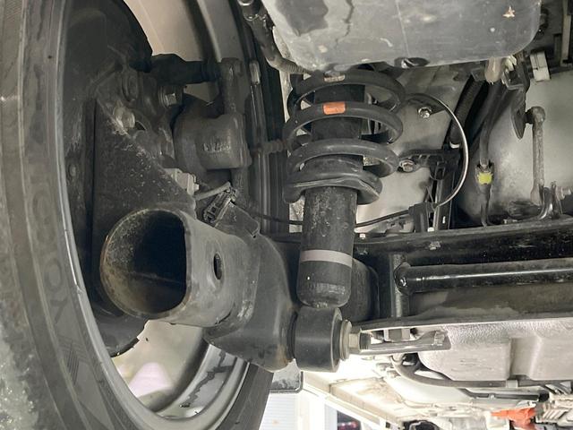 シエンタ ハイブリッドＧ　禁煙車　純正ナビ　モデリスタエアロ　バックカメラ　衝突軽減装置　両側電動スライドドア　シートヒーター　ＬＥＤヘッド　ＥＴＣ　オートハイビーム　オートライト　オートエアコン　純正１６インチＡＷ（23枚目）