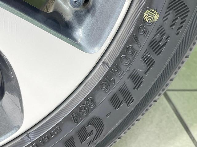 シエンタ ハイブリッドＧ　禁煙車　純正ナビ　モデリスタエアロ　バックカメラ　衝突軽減装置　両側電動スライドドア　シートヒーター　ＬＥＤヘッド　ＥＴＣ　オートハイビーム　オートライト　オートエアコン　純正１６インチＡＷ（57枚目）