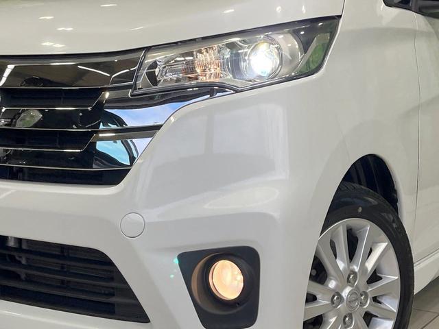 デイズ ハイウェイスター　Ｘ　禁煙車　４ＷＤ　純正ナビ　バックカメラ　シートヒーター　ドラレコ　スマートキー　ＨＩＤヘッド　ＥＴＣ　オートエアコン　純正１４インチＡＷ　Ｂｌｕｅｔｏｏｔｈ　ＣＤ／ＤＶＤ再生　革巻きステアリング（12枚目）