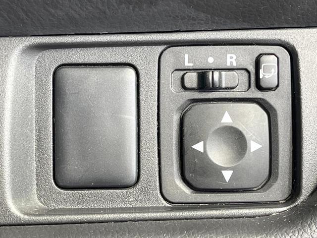 デイズ ハイウェイスター　Ｘ　禁煙車　４ＷＤ　純正ナビ　バックカメラ　シートヒーター　ドラレコ　スマートキー　ＨＩＤヘッド　ＥＴＣ　オートエアコン　純正１４インチＡＷ　Ｂｌｕｅｔｏｏｔｈ　ＣＤ／ＤＶＤ再生　革巻きステアリング（31枚目）