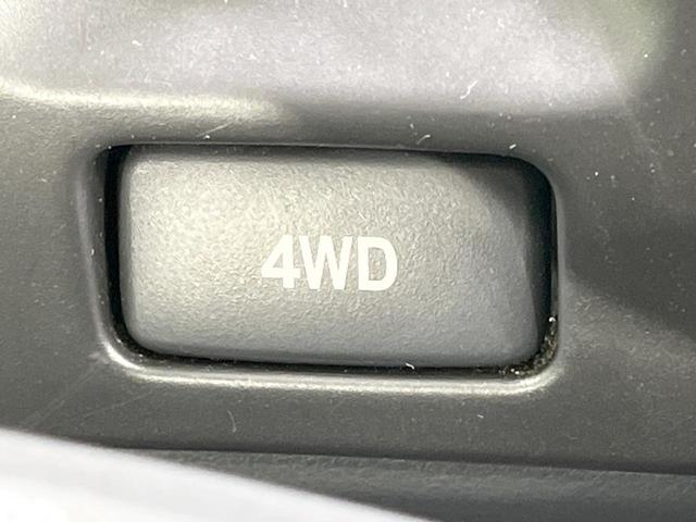 ハイゼットトラック エアコン・パワステスペシャルＶＳ　禁煙車　４ＷＤ　オーディオ　エアコン　ヘッドライトレベライザー　１２インチアルミホイール　ドアバイザー（3枚目）