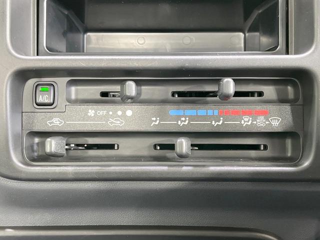 ハイゼットトラック エアコン・パワステスペシャルＶＳ　禁煙車　４ＷＤ　オーディオ　エアコン　ヘッドライトレベライザー　１２インチアルミホイール　ドアバイザー（4枚目）