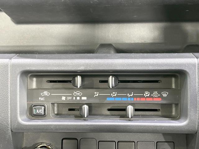ハイゼットトラック スタンダードＳＡＩＩＩｔ　禁煙車　４ＷＤ　５ＭＴ　衝突軽減装置　ＬＥＤヘッド　横滑り防止装置　ＡＢＳ　トラクションコントロール　衝突安全ボディ（7枚目）