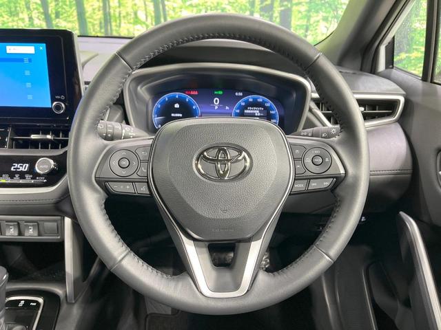 カローラクロス Ｚ　禁煙車　純正８型ディスプレイオーディオ　バックカメラ　衝突軽減装置　レーダークルーズ　電動リアゲート　パワーシート　シートヒーター　コーナーセンサー　ＬＥＤヘッド　オートハイビーム　ルーフレール（11枚目）
