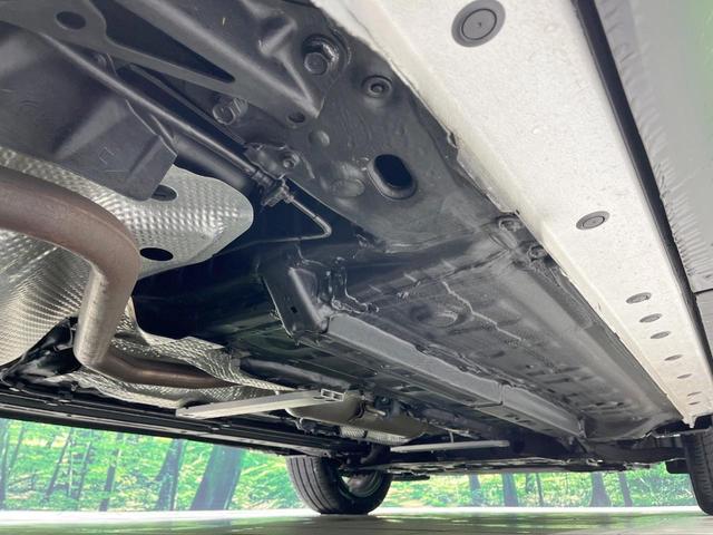 カローラクロス Ｚ　禁煙車　純正８型ディスプレイオーディオ　バックカメラ　衝突軽減装置　レーダークルーズ　電動リアゲート　パワーシート　シートヒーター　コーナーセンサー　ＬＥＤヘッド　オートハイビーム　ルーフレール（23枚目）