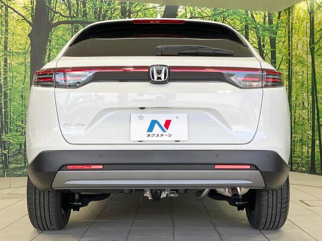 ヴェゼル Ｇ　登録済未使用車　４ＷＤ　寒冷地仕様　衝突軽減装置　レーダークルーズ　シートヒーター　レーンアシスト　コーナーセンサー　ＬＥＤヘッド　オートハイビーム　オートライト　オートエアコン　スマートキー（15枚目）
