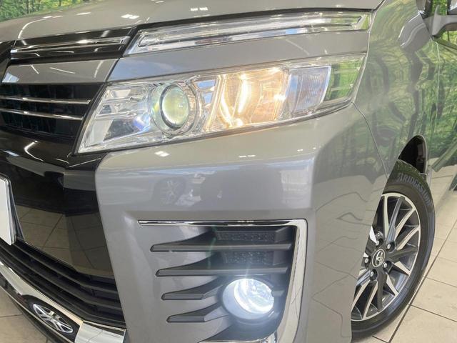 ヴォクシー ＺＳ　煌　禁煙車　４ＷＤ　両側電動スライド　純正９型ナビ　バックカメラ　寒冷地仕様　スマートキー　ＥＴＣ　ＬＥＤヘッド　オートライト　デュアルオートエアコン　純正１６インチアルミ　リアオートエアコン（13枚目）