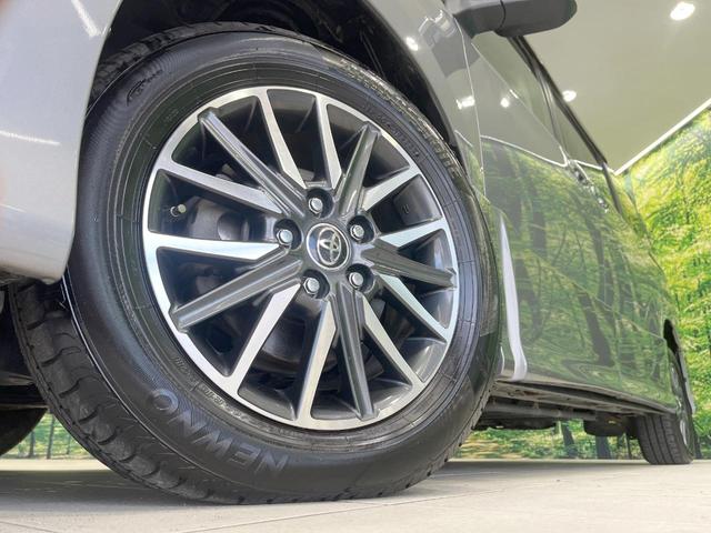 ヴォクシー ＺＳ　煌　禁煙車　４ＷＤ　両側電動スライド　純正９型ナビ　バックカメラ　寒冷地仕様　スマートキー　ＥＴＣ　ＬＥＤヘッド　オートライト　デュアルオートエアコン　純正１６インチアルミ　リアオートエアコン（14枚目）