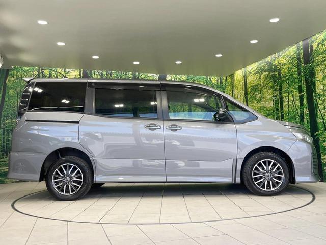 ヴォクシー ＺＳ　煌　禁煙車　４ＷＤ　両側電動スライド　純正９型ナビ　バックカメラ　寒冷地仕様　スマートキー　ＥＴＣ　ＬＥＤヘッド　オートライト　デュアルオートエアコン　純正１６インチアルミ　リアオートエアコン（53枚目）