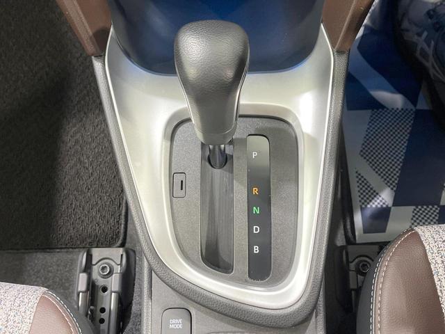 ヤリスクロス ハイブリッドＺ　禁煙車　純正８型ディスプレイオーディオ　全周囲カメラ　衝突軽減装置　レーダークルーズ　電動リアゲート　ハーフレザーシート　パワーシート　シートヒーター　ドラレコ　ＬＥＤヘッド　ＥＴＣ　オートハイビーム（24枚目）