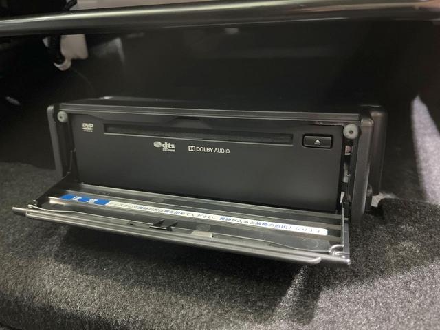 ヤリスクロス ハイブリッドＺ　禁煙車　純正８型ディスプレイオーディオ　全周囲カメラ　衝突軽減装置　レーダークルーズ　電動リアゲート　ハーフレザーシート　パワーシート　シートヒーター　ドラレコ　ＬＥＤヘッド　ＥＴＣ　オートハイビーム（28枚目）