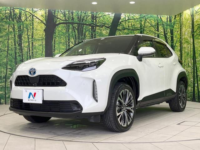 ヤリスクロス ハイブリッドＺ　禁煙車　純正８型ディスプレイオーディオ　全周囲カメラ　衝突軽減装置　レーダークルーズ　電動リアゲート　ハーフレザーシート　パワーシート　シートヒーター　ドラレコ　ＬＥＤヘッド　ＥＴＣ　オートハイビーム（52枚目）