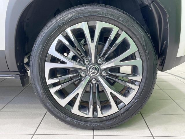 ヤリスクロス ハイブリッドＺ　禁煙車　純正８型ディスプレイオーディオ　全周囲カメラ　衝突軽減装置　レーダークルーズ　電動リアゲート　ハーフレザーシート　パワーシート　シートヒーター　ドラレコ　ＬＥＤヘッド　ＥＴＣ　オートハイビーム（56枚目）