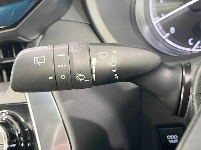 ハリアー S 禁煙車 8型ディスプレーオーディオ バックカメラ 衝突軽減装置 レーダークルーズ コーナーセンサー スマートキー LEDヘッド ETC2.0 オートライト デュアルエアコン 純正17インチアルミ(30枚目)