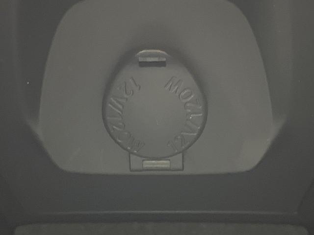 ハリアー S 禁煙車 8型ディスプレーオーディオ バックカメラ 衝突軽減装置 レーダークルーズ コーナーセンサー スマートキー LEDヘッド ETC2.0 オートライト デュアルエアコン 純正17インチアルミ(38枚目)