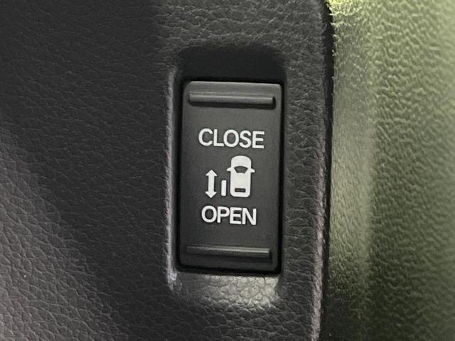 ステップワゴン e:HEVスパーダ 禁煙車 衝突軽減装置 後席モニター 純正11型ナビ 両側電動スライド バックカメラ レーダークルーズ LEDヘッド ETC ドラレコ ブラインドスポットモニター ハーフレザーシート(45枚目)