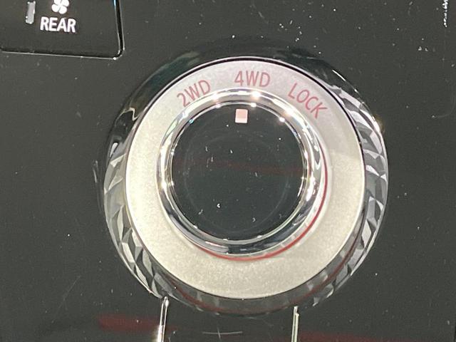デリカD:5 P 禁煙車 4WD 衝突軽減装置 純正10型ナビ 両側電動スライド 全周囲カメラ レーダークルーズ ステアリングヒーター シートヒーター ブラインドスポットモニター ETC ドラレコ パワーバックドア(3枚目)