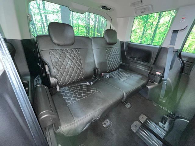 デリカD:5 P 禁煙車 4WD 衝突軽減装置 純正10型ナビ 両側電動スライド 全周囲カメラ レーダークルーズ ステアリングヒーター シートヒーター ブラインドスポットモニター ETC ドラレコ パワーバックドア(10枚目)