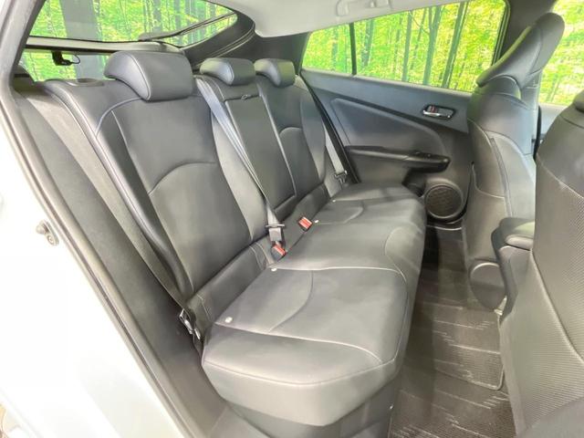 プリウス Sツーリングセレクション 禁煙車 純正9型ナビ 4WD バックカメラ 衝突軽減装置 レーダークルーズ ドラレコ スマートキー LEDヘッド ETC2.0 オートハイビーム オートライト オートエアコン(9枚目)