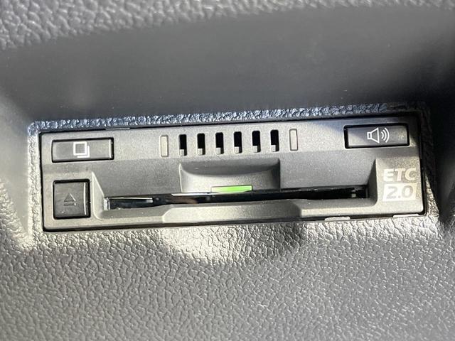 プリウス Sツーリングセレクション 禁煙車 純正9型ナビ 4WD バックカメラ 衝突軽減装置 レーダークルーズ ドラレコ スマートキー LEDヘッド ETC2.0 オートハイビーム オートライト オートエアコン(30枚目)