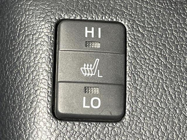 プリウス Sツーリングセレクション 禁煙車 純正9型ナビ 4WD バックカメラ 衝突軽減装置 レーダークルーズ ドラレコ スマートキー LEDヘッド ETC2.0 オートハイビーム オートライト オートエアコン(37枚目)