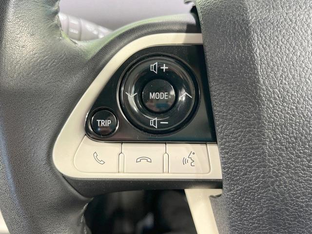 プリウス Sツーリングセレクション 禁煙車 純正9型ナビ 4WD バックカメラ 衝突軽減装置 レーダークルーズ ドラレコ スマートキー LEDヘッド ETC2.0 オートハイビーム オートライト オートエアコン(42枚目)