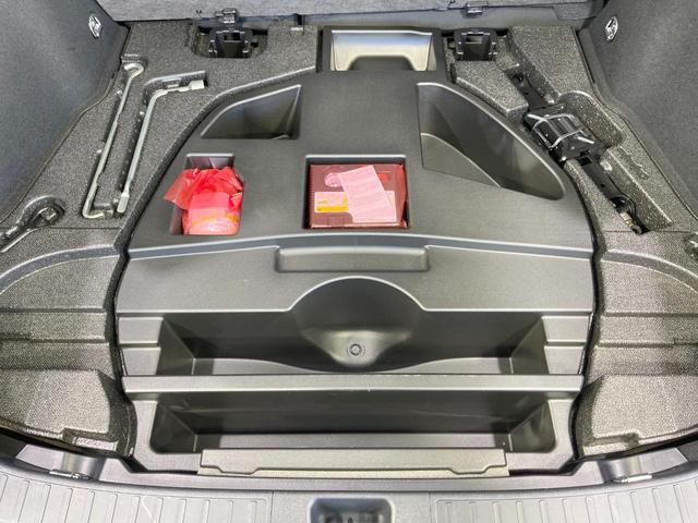 プリウス Sツーリングセレクション 禁煙車 純正9型ナビ 4WD バックカメラ 衝突軽減装置 レーダークルーズ ドラレコ スマートキー LEDヘッド ETC2.0 オートハイビーム オートライト オートエアコン(45枚目)