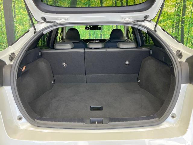 プリウス Sツーリングセレクション 禁煙車 純正9型ナビ 4WD バックカメラ 衝突軽減装置 レーダークルーズ ドラレコ スマートキー LEDヘッド ETC2.0 オートハイビーム オートライト オートエアコン(47枚目)