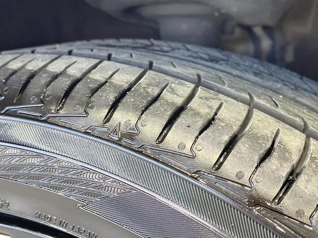 プリウス Sツーリングセレクション 禁煙車 純正9型ナビ 4WD バックカメラ 衝突軽減装置 レーダークルーズ ドラレコ スマートキー LEDヘッド ETC2.0 オートハイビーム オートライト オートエアコン(57枚目)