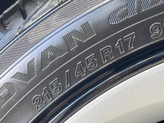 プリウス Sツーリングセレクション 禁煙車 純正9型ナビ 4WD バックカメラ 衝突軽減装置 レーダークルーズ ドラレコ スマートキー LEDヘッド ETC2.0 オートハイビーム オートライト オートエアコン(59枚目)