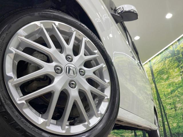 N-BOXカスタム Lターボ 禁煙車 ターボ 両側電動スライド SDナビ バックカメラ 衝突被害軽減 レーダークルーズ ハーフレザーシート ドラレコ コーナーセンサー スマートキー LEDヘッド ETC オートマチックハイビーム(13枚目)