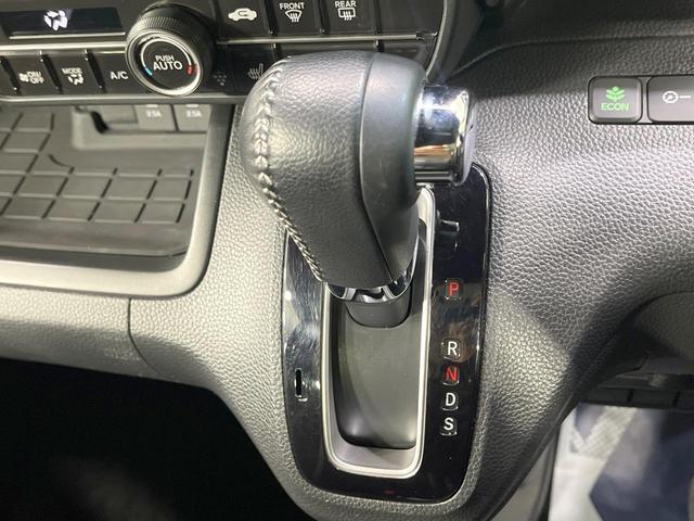 N-BOXカスタム Lターボ 禁煙車 ターボ 両側電動スライド SDナビ バックカメラ 衝突被害軽減 レーダークルーズ ハーフレザーシート ドラレコ コーナーセンサー スマートキー LEDヘッド ETC オートマチックハイビーム(24枚目)