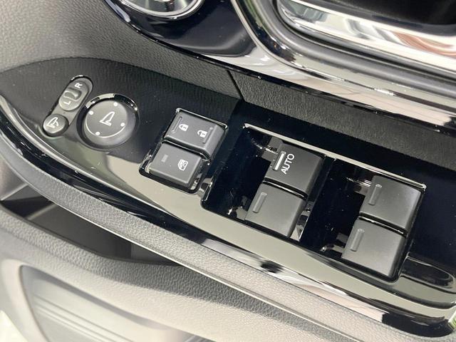 N-BOXカスタム Lターボ 禁煙車 ターボ 両側電動スライド SDナビ バックカメラ 衝突被害軽減 レーダークルーズ ハーフレザーシート ドラレコ コーナーセンサー スマートキー LEDヘッド ETC オートマチックハイビーム(55枚目)