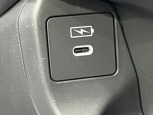 ZR-V e:HEV Z 禁煙車 純正9型ナビ 4WD 全周囲カメラ 寒冷地仕様 衝突軽減装置 レーダークルーズ BOSEサウンド 電動リアゲート レザーシート ドラレコ スマートキー LEDヘッド ETC2.0(44枚目)