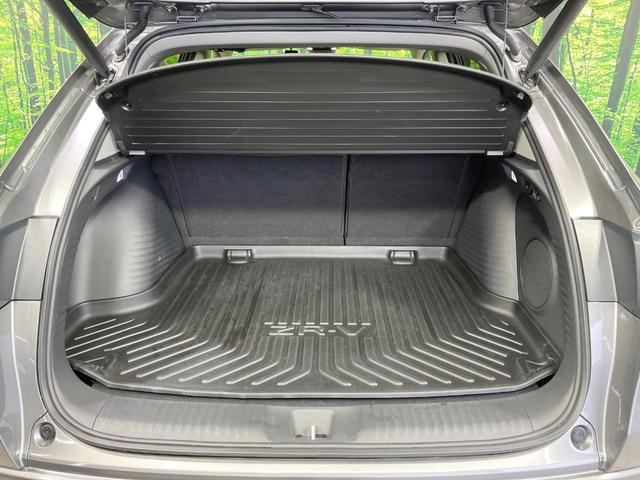 ZR-V e:HEV Z 禁煙車 純正9型ナビ 4WD 全周囲カメラ 寒冷地仕様 衝突軽減装置 レーダークルーズ BOSEサウンド 電動リアゲート レザーシート ドラレコ スマートキー LEDヘッド ETC2.0(54枚目)
